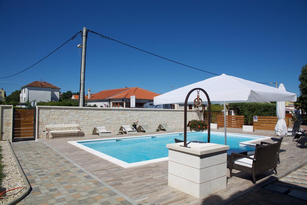 Banic Apartments With Pool Biograd Na Moru Exterior foto