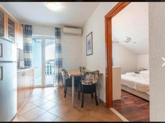 Banic Apartments With Pool Biograd Na Moru Exterior foto